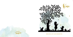 Hip blauw watercolor geboortekaartje met silhouet van zus en boom